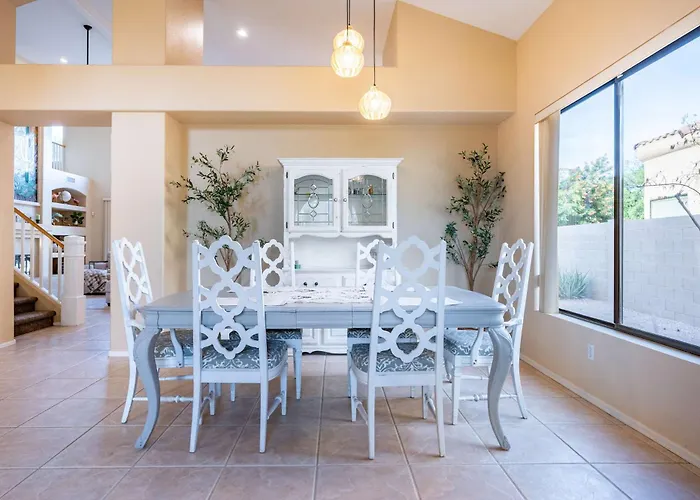 Holiday home Relaxing 4br House With Pool Near Golf Club &